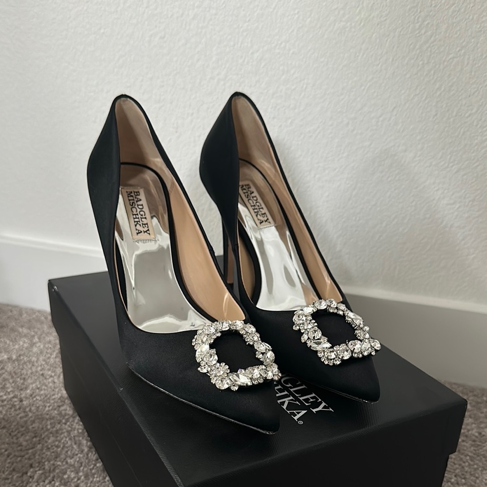 Badgley Mischka Elegant Black Satin Heels with Crystal Embellishments